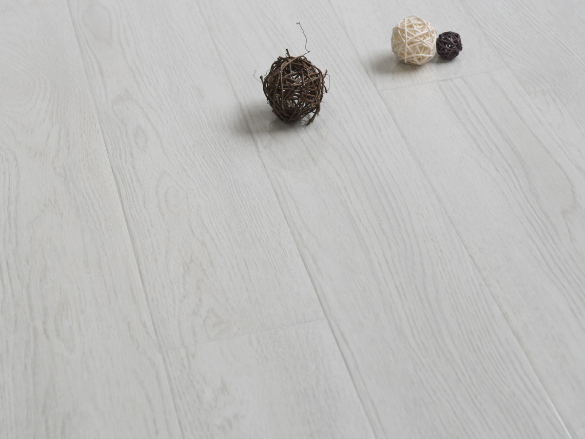 Ламинат Lamiwood Глянец 301 Дуб Шифон