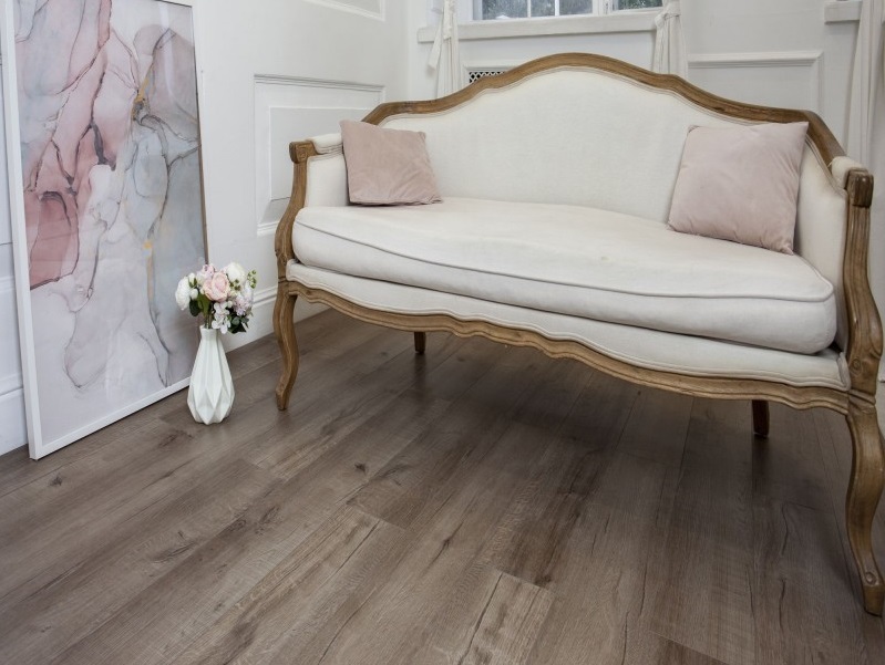 Кварцвинил Damy Floor Family JC8271-7 Дуб Изысканный