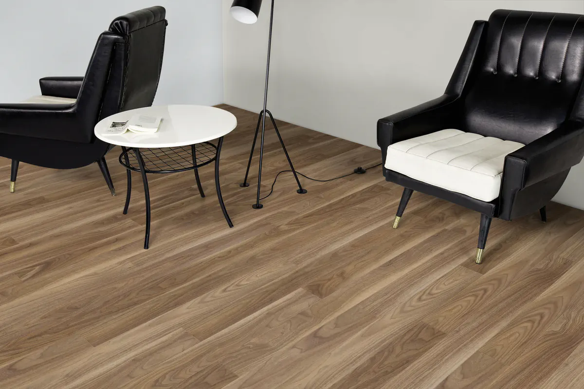 Ламинат Masterfloor by Kaindl 8.32 Standart (N) 37293 AH Walnut Paran